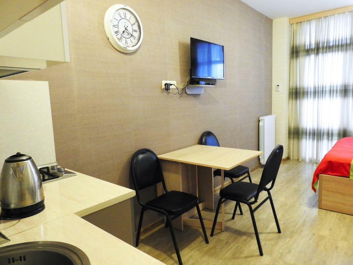 Real Palace Apartment Batumi Exterior photo